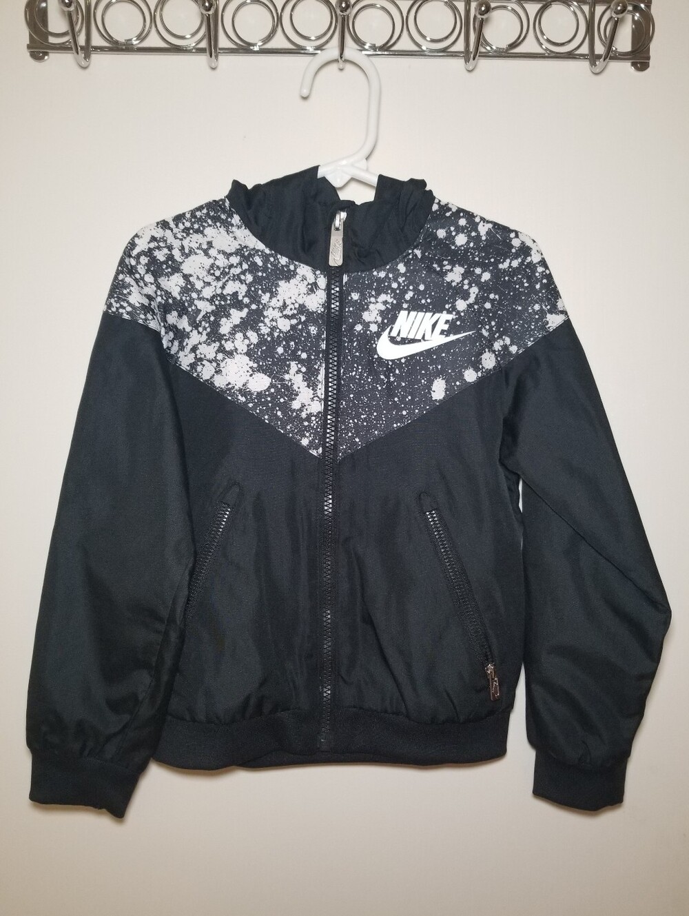 Nike Kids Size 4 XS Black Jacket with White Splash Details